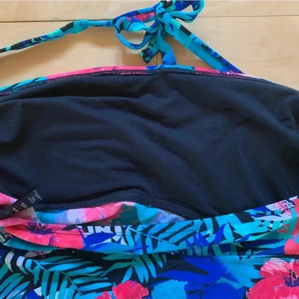 Catalina Tankini Swim Top 3X 22W 24W Cross Front Tropical Flower Swimsuit Halter